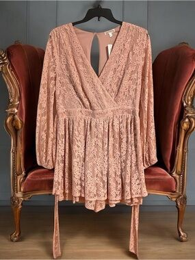 Elegant Blush Pink Lace Shorts/Jumpsuit